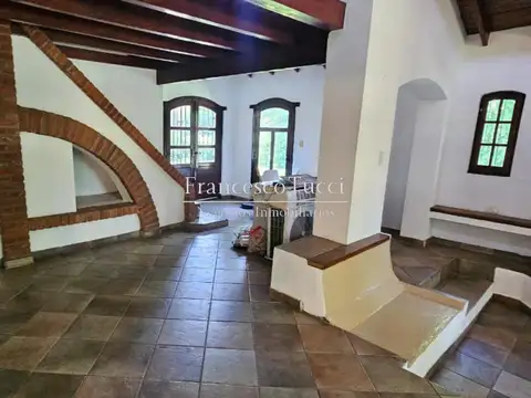 Casa en Alquiler Temporal con 1 cochera