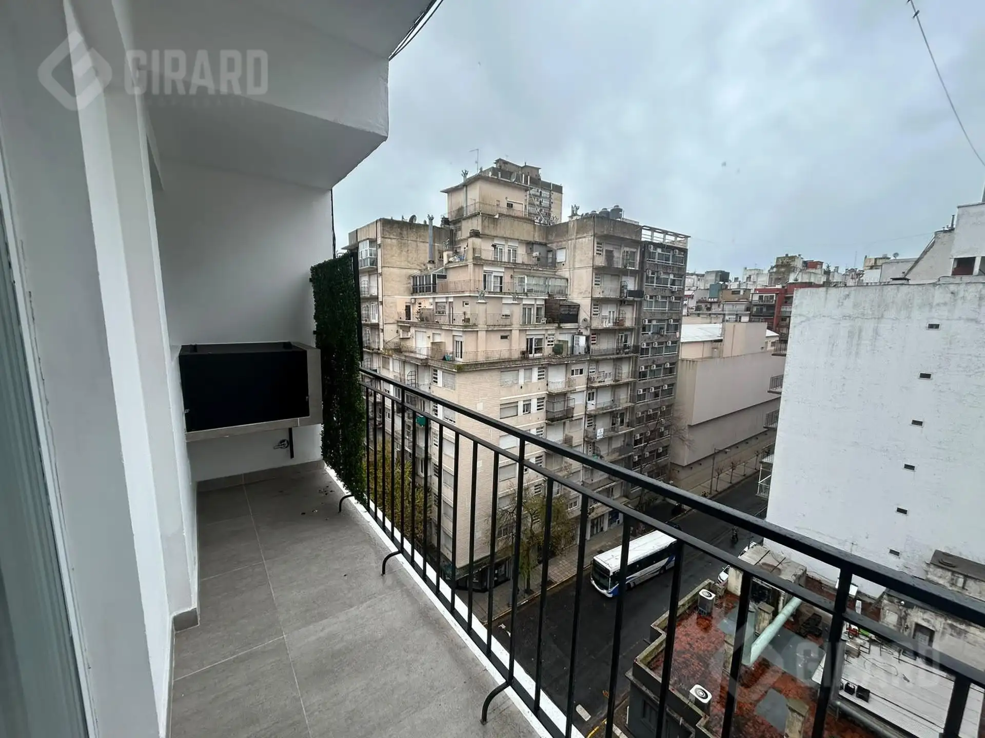 Venta de Departamento de 2 ambientes en zona centro, reciclado y amoblado