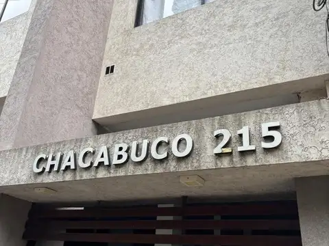 EXCEPCIONAL COCHERA CUBIERTA, EN INMEJORABLE UBICACIÓN!