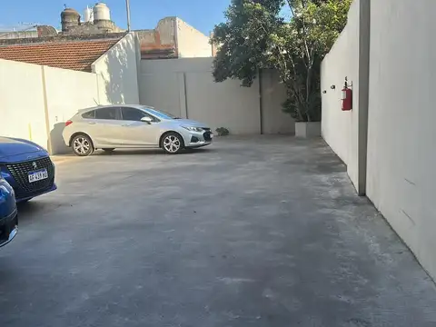Cochera en Monte Castro