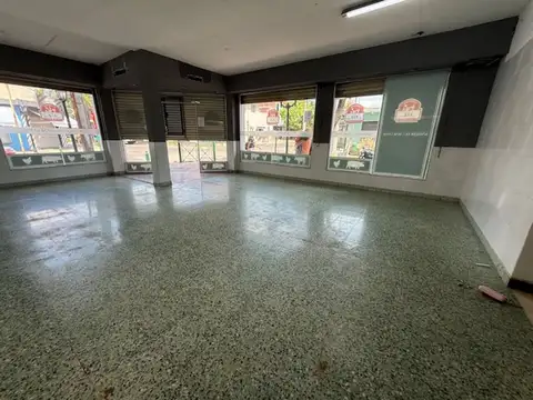 Local en Alquiler 59 años