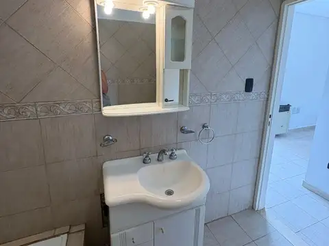 Departamento en Alquiler con 1 cocheras