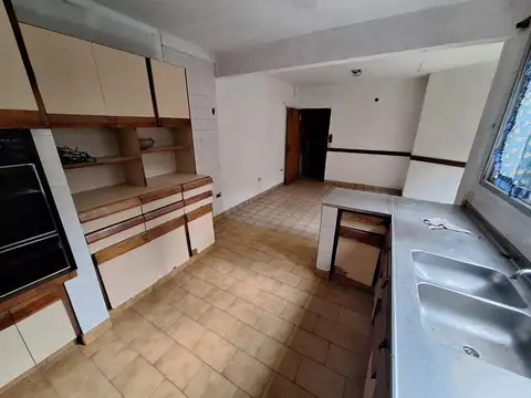 Local en Venta 40 años