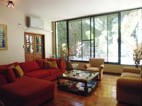 Hermosa casa en Palermo con Jardin, pileta, gimnasio y parrilla