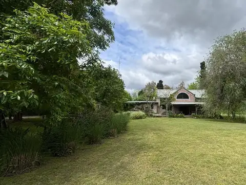 Lindisima casa sobre jardin de 2 hectareas para pasar tus vacaciones en chacras del Ocho