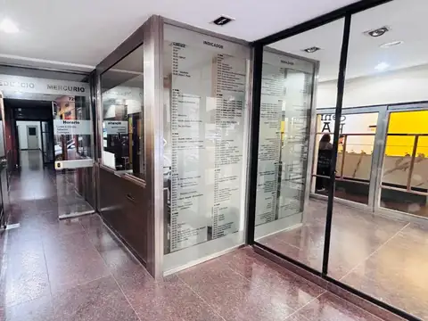 VENTA Oficina comercial (Impecable / 20 m2)  Corrientes 700