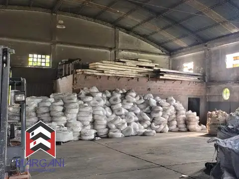 Galpon en Venta en Isidro Casanova, USD 440.000