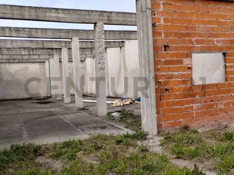 42 e/ 155 y 155 bis 3000, Piso 0