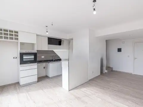 OPORTUNIDAD VENTA 3 AMB con terraza propia - Castelar centro