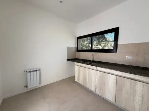 Casa 4 ambientes con 4 baños