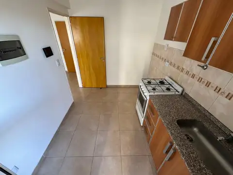 Departamento en Alquiler en Villa Ballester, $ 615.000