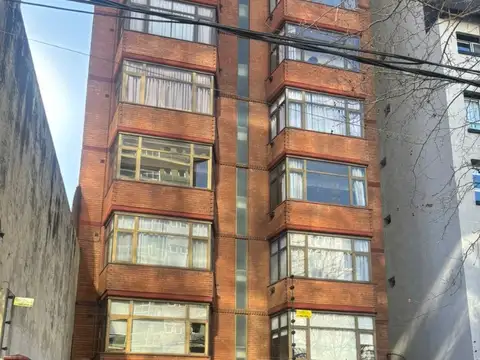 Departamento de 4 Ambientes con cochera doble en Quilmes Centro, APTO CREDITO