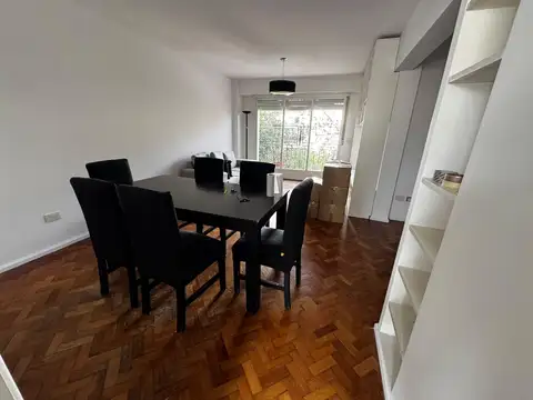 Muy lindo y todo reciclado depto de 3 ambientes al frente con balcón