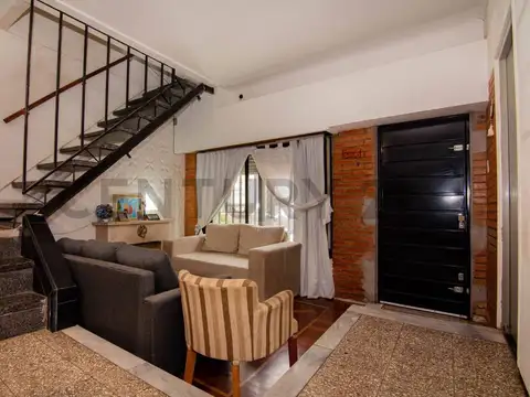 Casa en Venta con 1 cochera