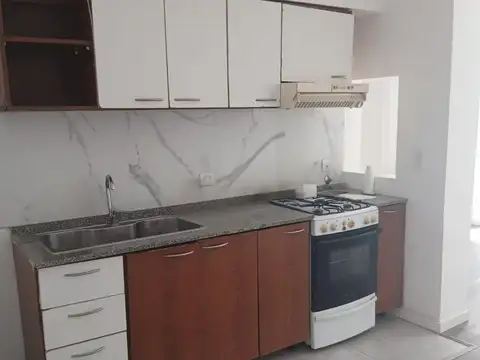 Depto Tipo Casa 3 ambientes con 1 baño