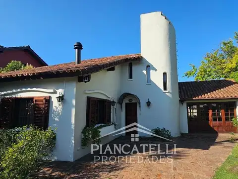 Casa en venta con 2 habitaciones en Banco Provincia