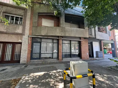 Rodriguez al 1500 zona ideal a mts del tribunal provincial.