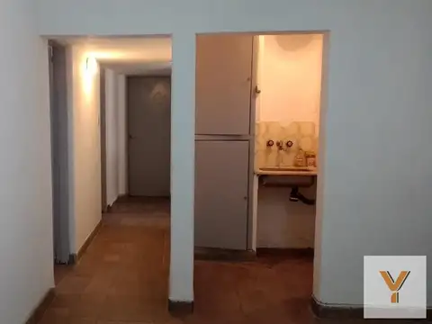 Casa 4 ambientes con 1 baño