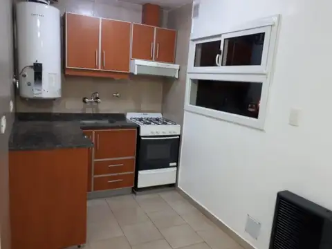 Juan Angel Peña 3800, Piso 1°
