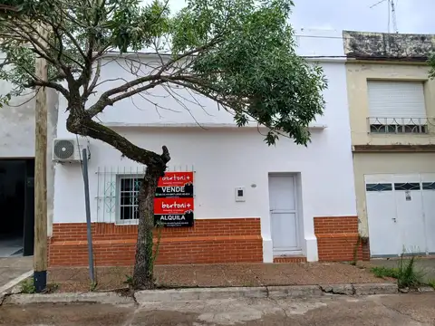 Casa antigua, ideal inversión, excelente ubicación