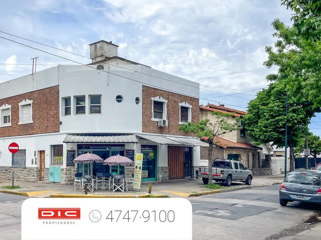 Bulnes 98, entre Antonio Saenz y Uriarte