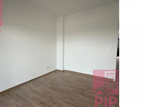 Departamento en Venta en Villa Luzuriaga, USD 63.000