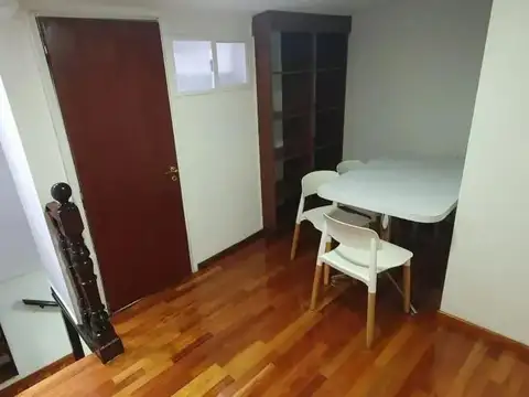 La Rioja e/ Venezuela y Agrelo