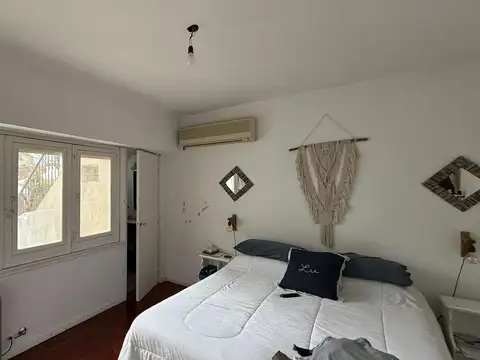 Depto Tipo Casa 4 ambientes con 2 baños
