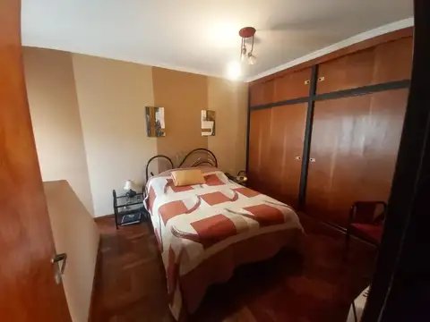 Departamento tipo casa  interno en venta en Caseros