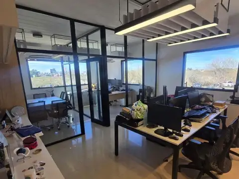 Oficina 2 ambientes con 1 baño