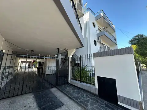 Departamento en Alquiler en Castelar Norte, $ 350.000