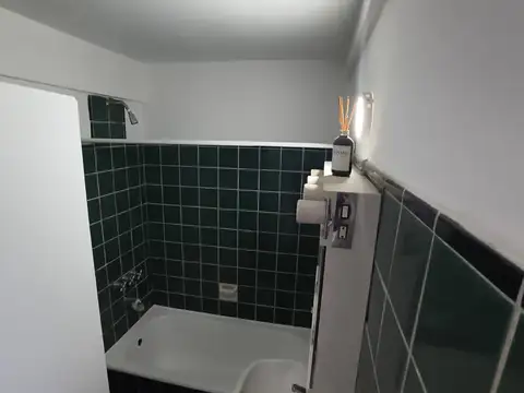 Departamento en Alquiler en Recoleta, $ 700.000