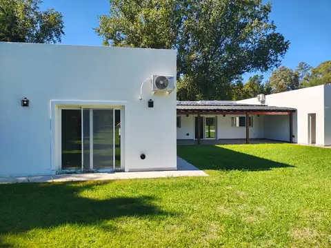 Casa en Venta al Este