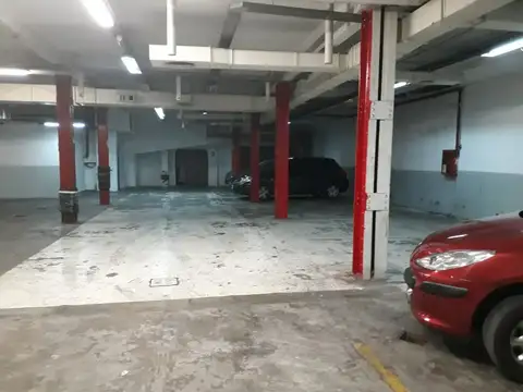 Local 670 M2 En Subsuelo, oficina Y Baño, Oportunidad 