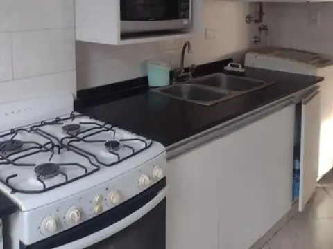 Casa en alquiler temporal - 3 Dormitorios 2 Baños - Miramar