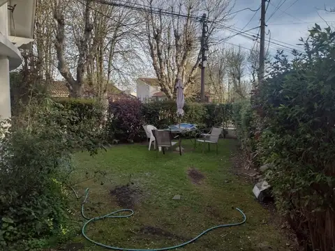 Casa en alquiler temporal - 3 Dormitorios 2 Baños - Miramar