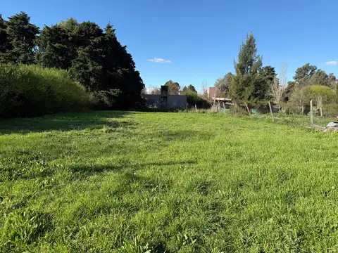 Venta - Lote- con mejoras- Parque Sakura - Exaltación de la Cruz