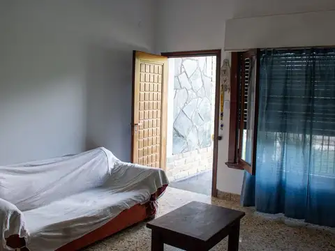 Casa en Venta en Villa Lynch, USD 170.000