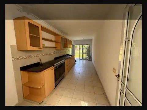 Casa en Venta en La Plata, USD 180.000