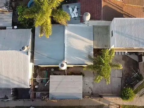 Los Tilos 497 esquina Alberti - Matheu