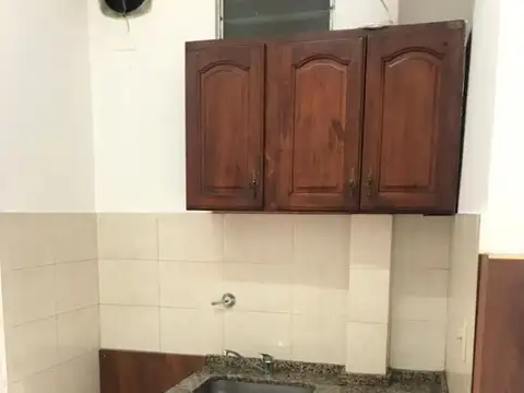 2 ambientes al frente y sin expensas en Lanús Este!