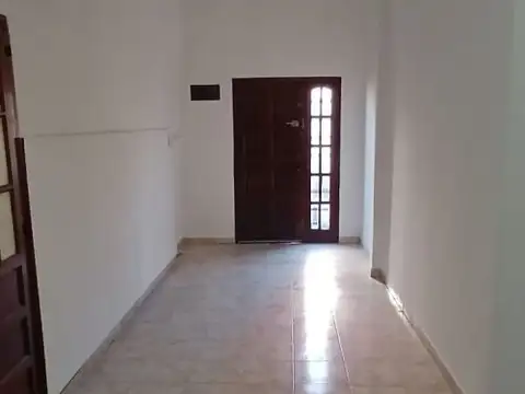 Depto Tipo Casa en Alquiler de 2 ambientes