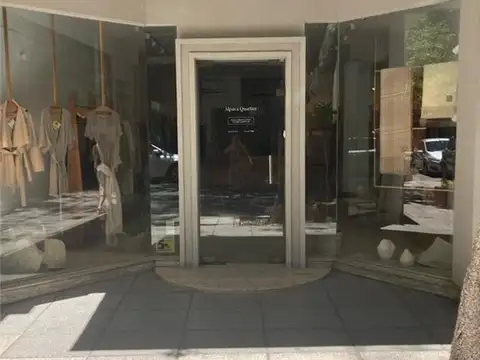 LOCALES - A LA CALLE - RECOLETA, CAPITAL FEDERAL