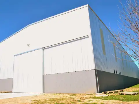 Nave Logística 1.203 m² – Parque Industrial Alvear – Excelente Acceso