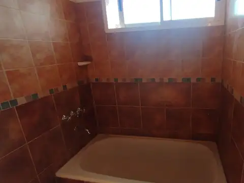 Depto Tipo Casa en Venta en Villa Maipú, USD 65.000