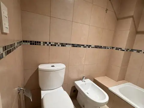 CERRITO 2100, Piso 6