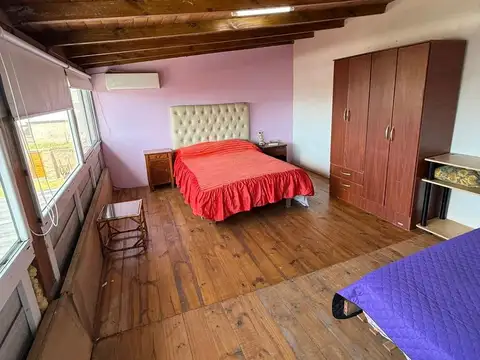 Casa en Alquiler Temporal con 2 cocheras