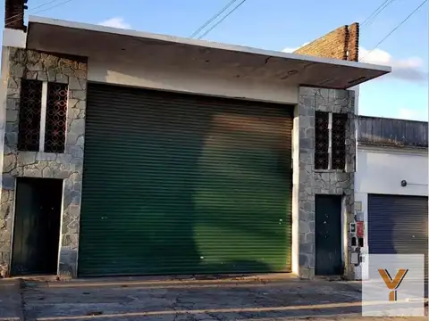 Depósito en venta - Galpón - 1 Baño - 372Mts2 - Villa Lugano