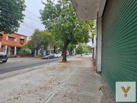 Galpon en Venta 42  mts Fondo