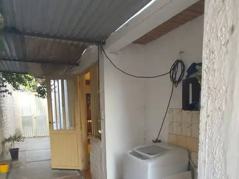 VENTA CASA SEXTA SECCION CERCANIAS PARQUE CENTRAL